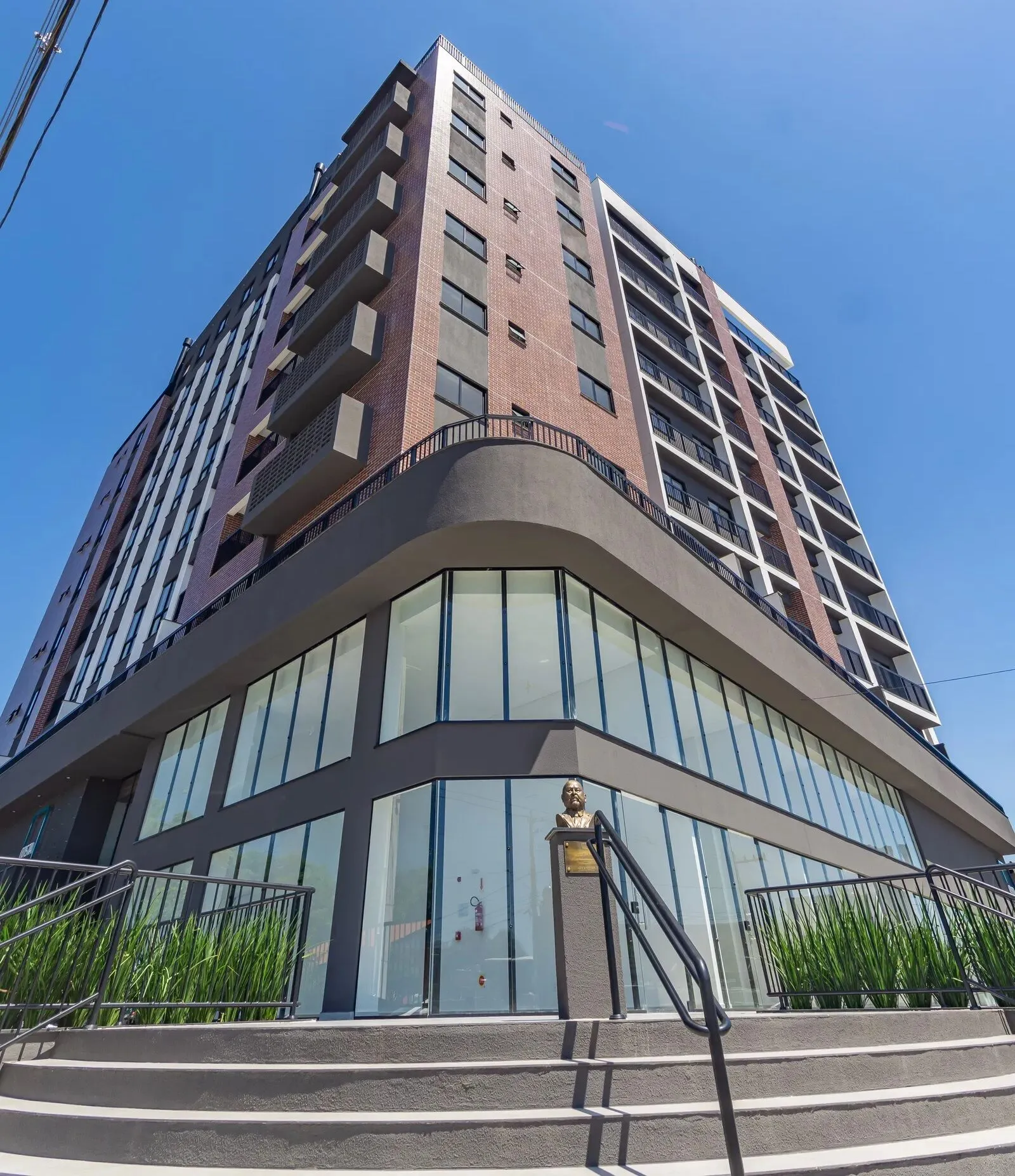 Apartamento à venda com 3 quartos e 1 suíte, 1 vaga, 86m² no Costa e Silva, Joinville - foto 1