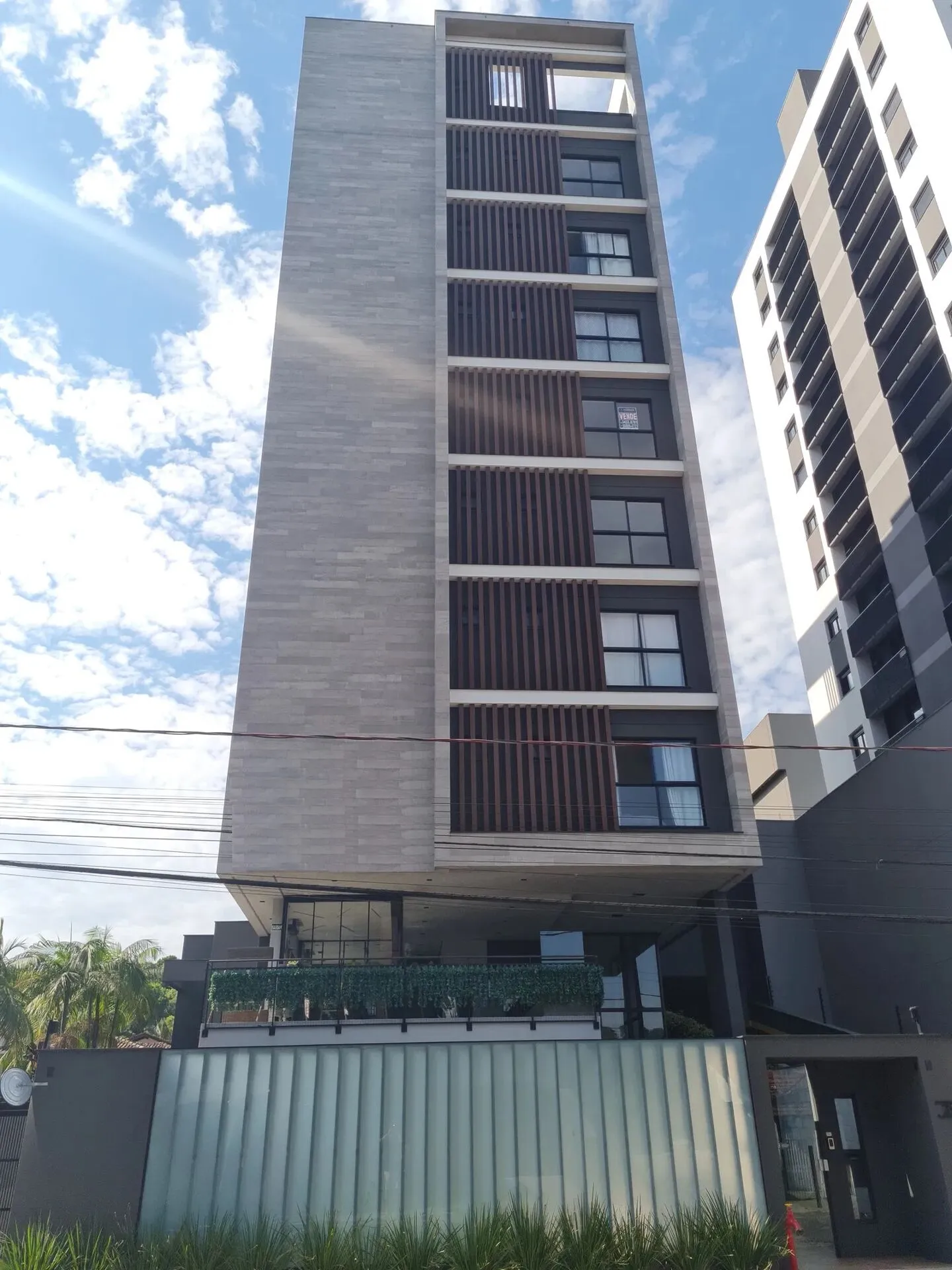 Apartamento à venda com 3 quartos e 1 suíte, 2 vagas, 159m² no Anita Garibaldi, Joinville - foto 1