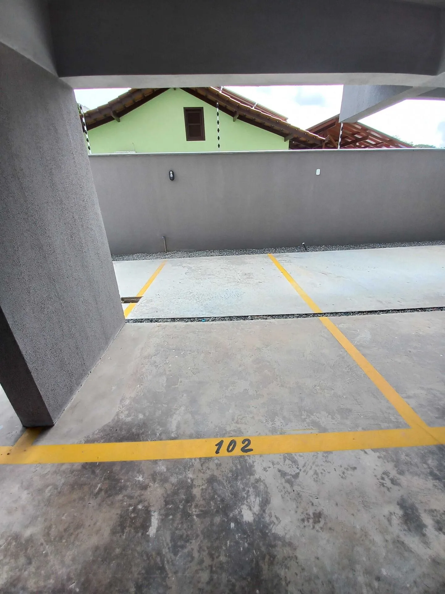 Apartamento à venda com 2 quartos, 1 vaga, 61m² na Rua Guaíra no Iririú, Joinville — foto 2