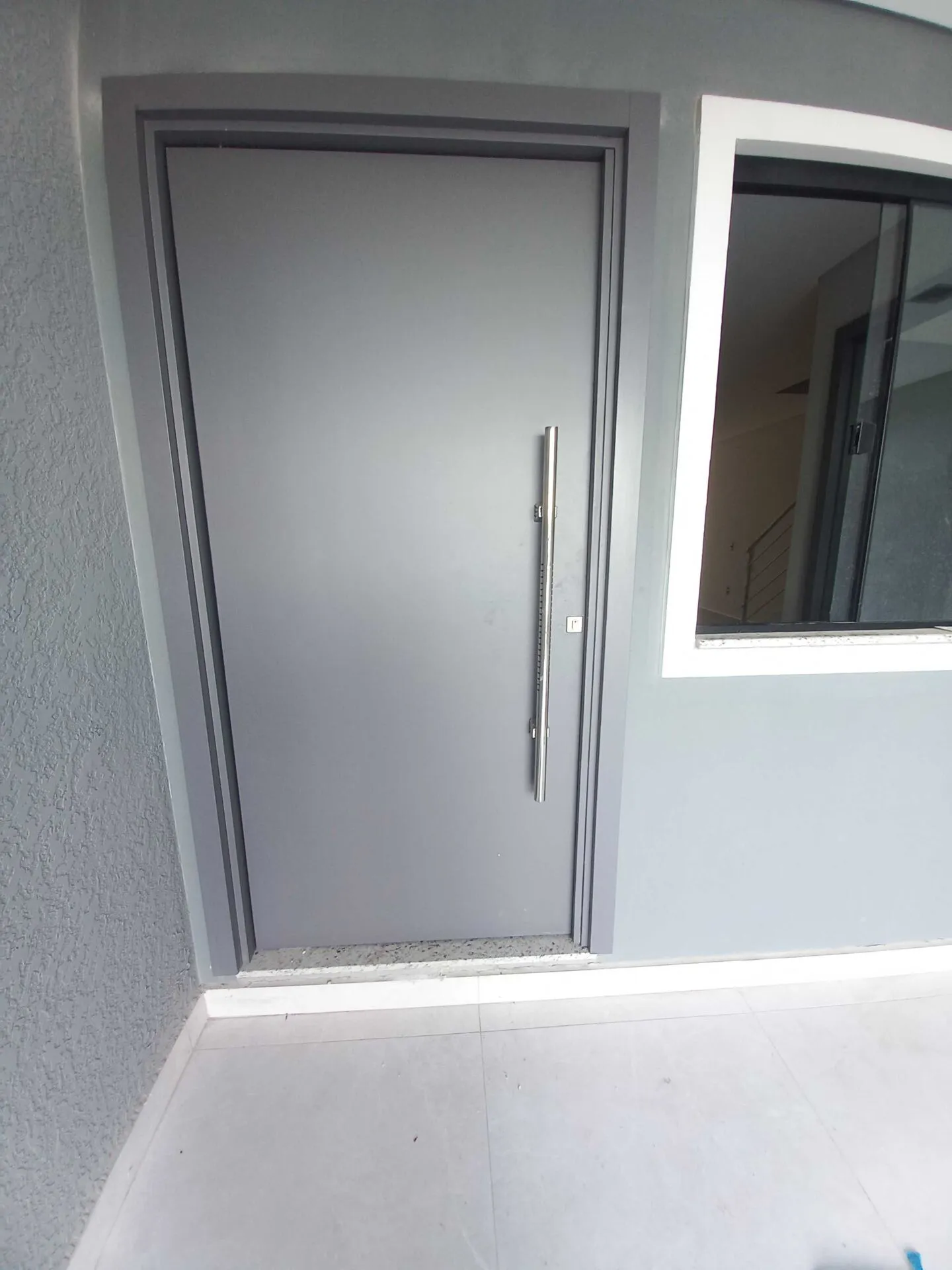 Casa à venda com 3 quartos e 1 suíte, 2 vagas, 149m² na Rua Goiânia no São Marcos, Joinville — foto 3