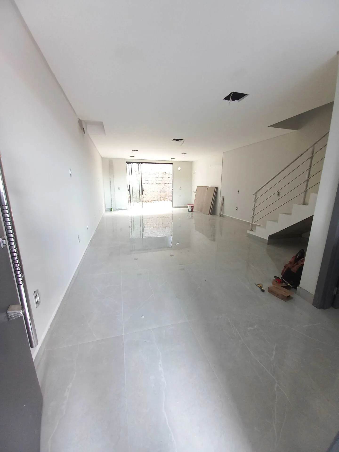 Casa à venda com 3 quartos e 1 suíte, 2 vagas, 149m² na Rua Goiânia no São Marcos, Joinville — foto 4