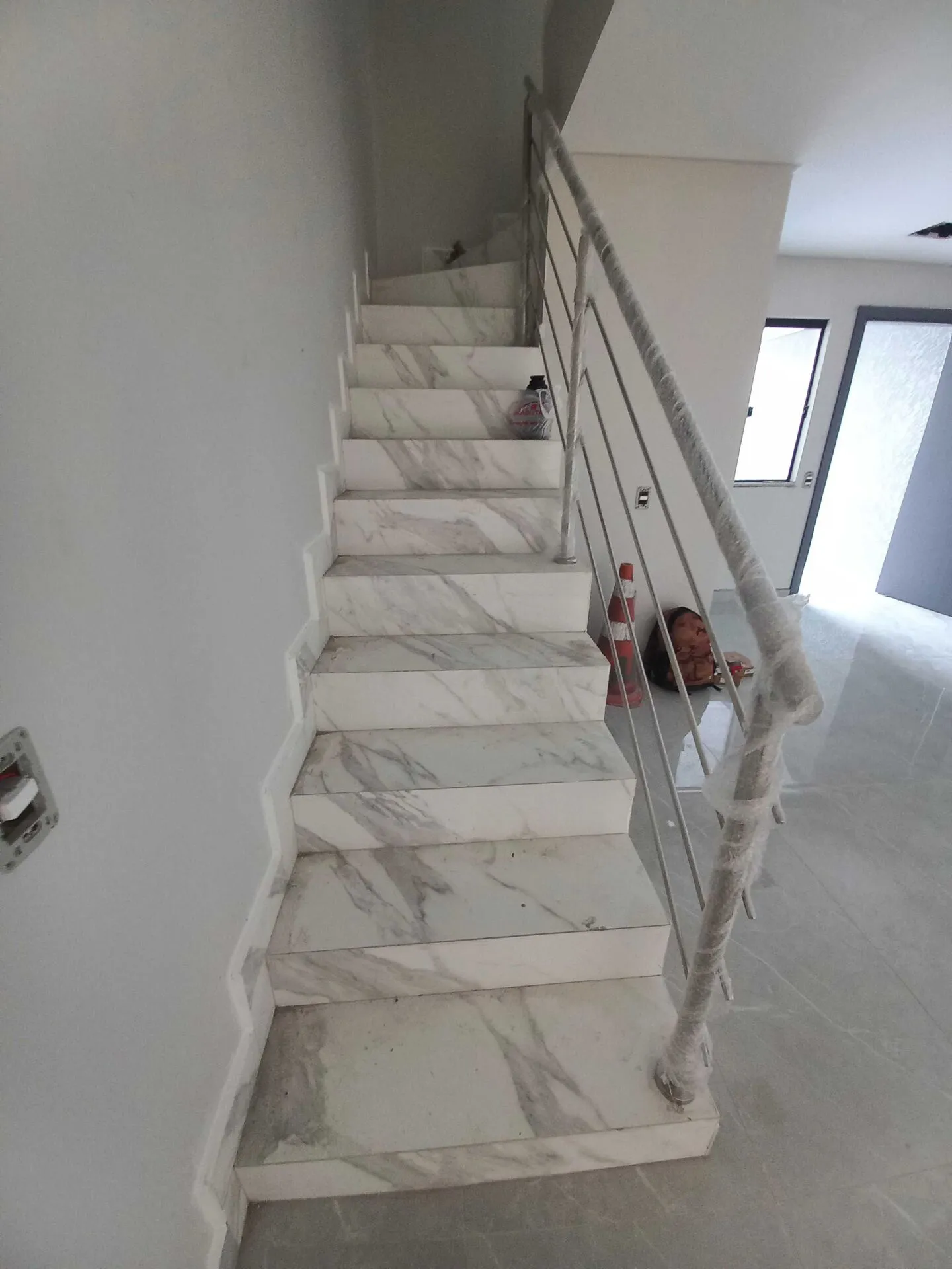 Casa à venda com 3 quartos e 1 suíte, 2 vagas, 149m² na Rua Goiânia no São Marcos, Joinville — foto 7