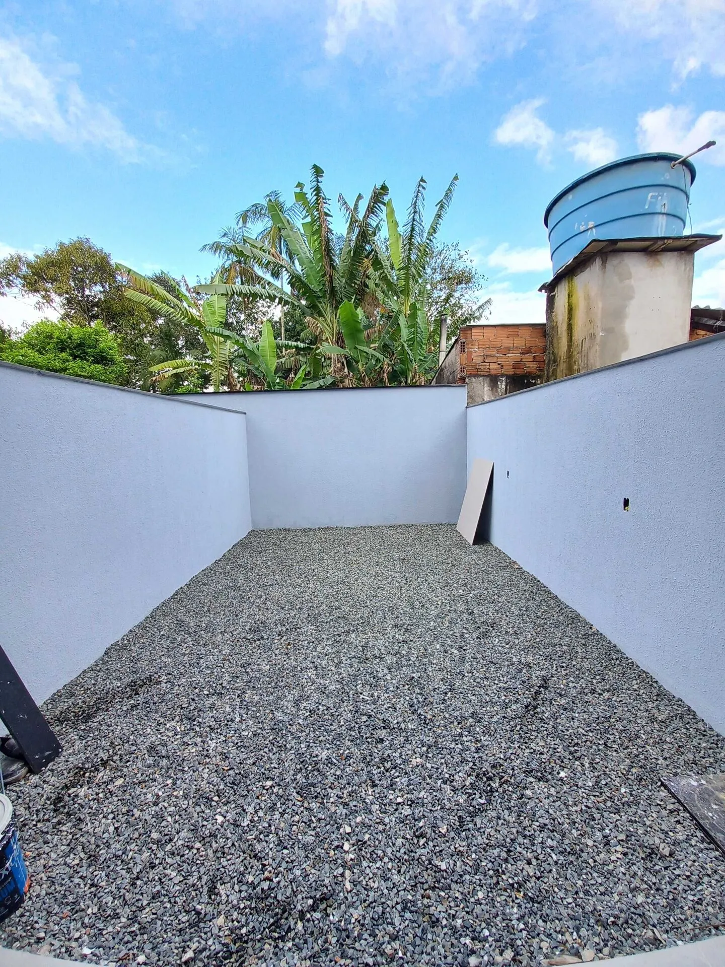 Casa à venda com 3 quartos e 1 suíte, 2 vagas, 114m² na Rua Goiânia no São Marcos, Joinville — foto 7