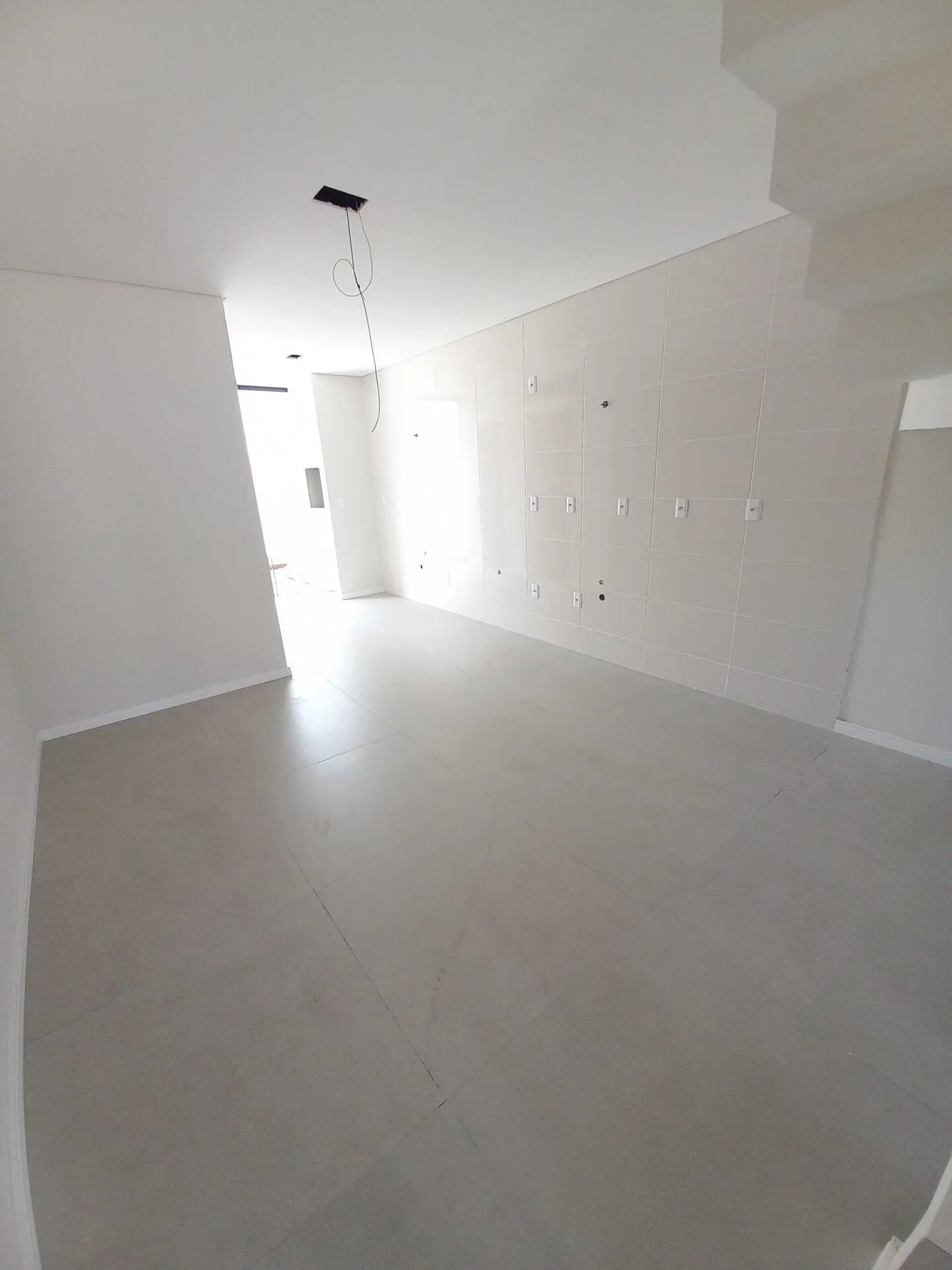 Casa à venda com 3 quartos e 1 suíte, 2 vagas, 100m² na Rua Rui Barbosa no Costa e Silva, Joinville — foto 5