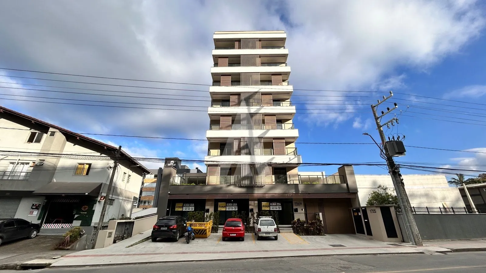 Apartamento para alugar com 2 quartos e 1 suíte, 1 vaga, 97m² no Costa e Silva, Joinville - foto 1