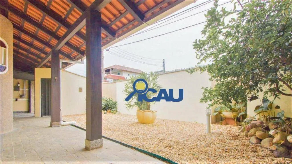 Linda casa no bairro Água Verde — foto 5