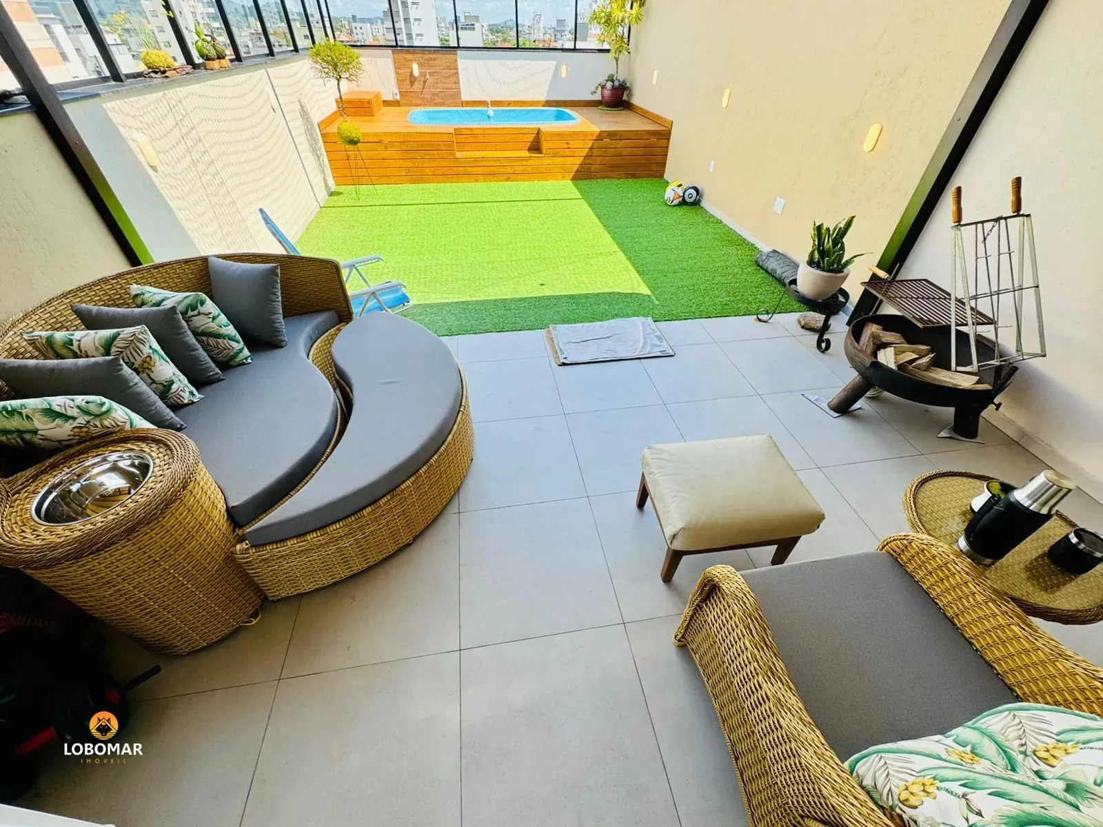 Apartamento duplex com 2 dormitórios à venda, 160 m - Itacolomi - Balneário Piç - foto 1