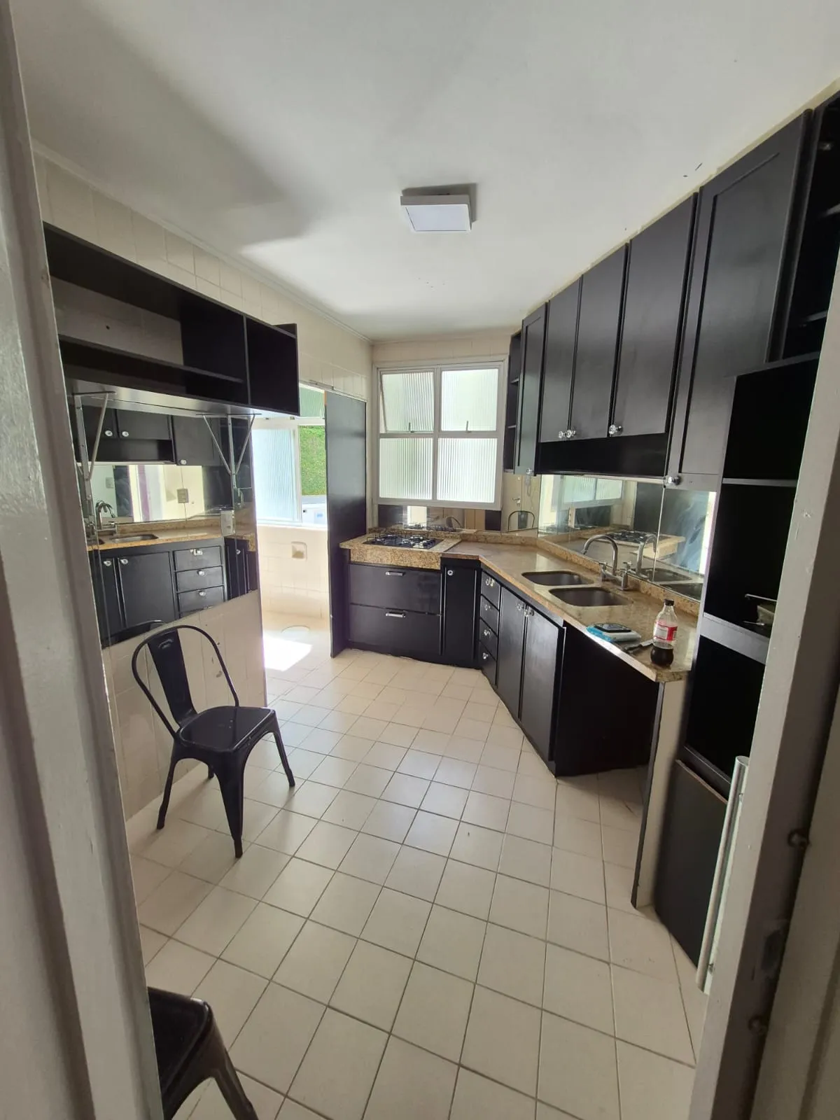 Apartamento à venda com 4 quartos e 1 suíte, 2 vagas, 101m² na região do bairro Agronômica, próximo à Rua Ernesto Stodieck, Florianópolis — foto 7