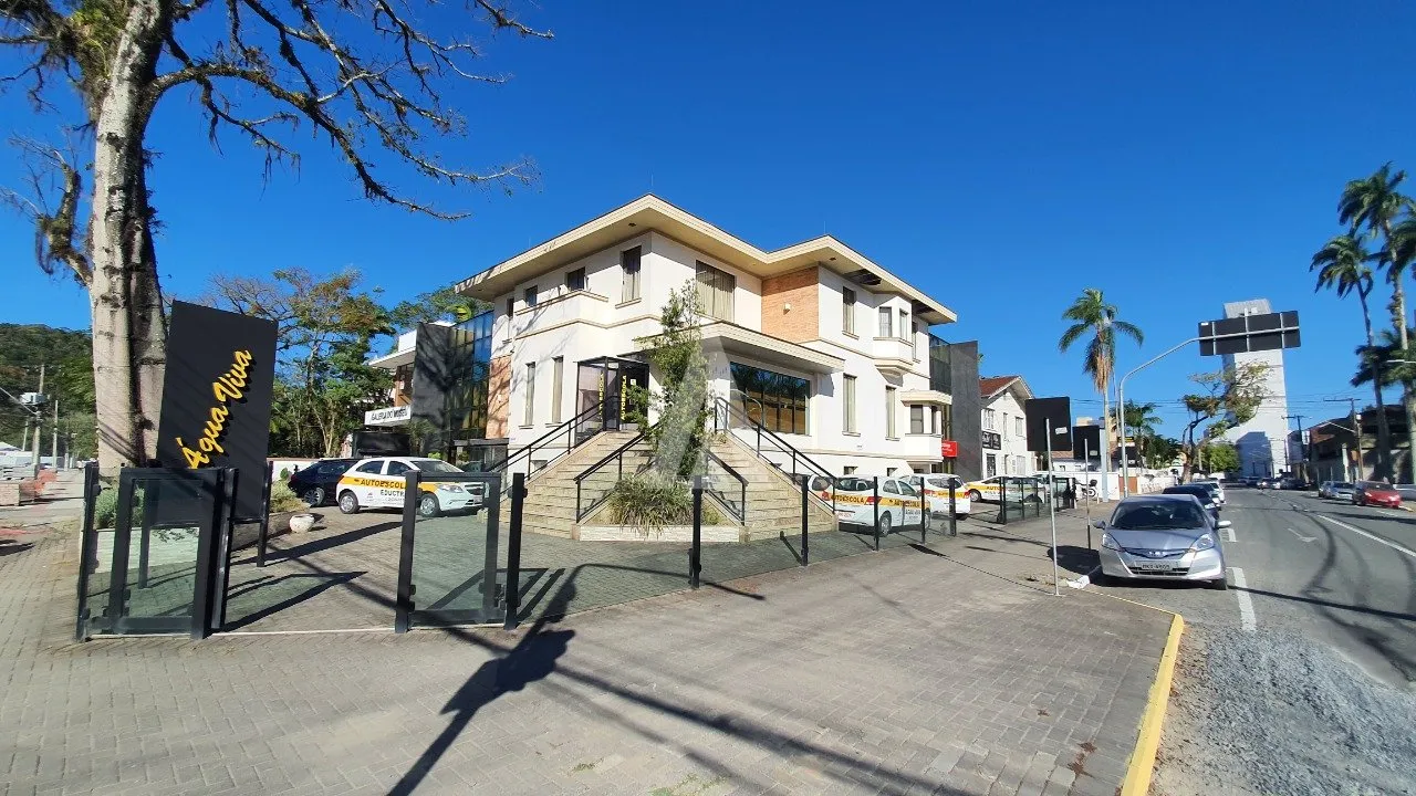 Prédio Comercial à venda no bairro Centro em Joinville, por R$ 7.000.000.00. — foto 2