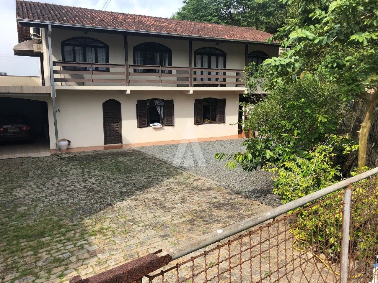 Casa com 1 suíte e mais 2 quartos à venda no bairro Glória em Joinville, de R$ 790.000.00.por R$750.000,00 — foto 3