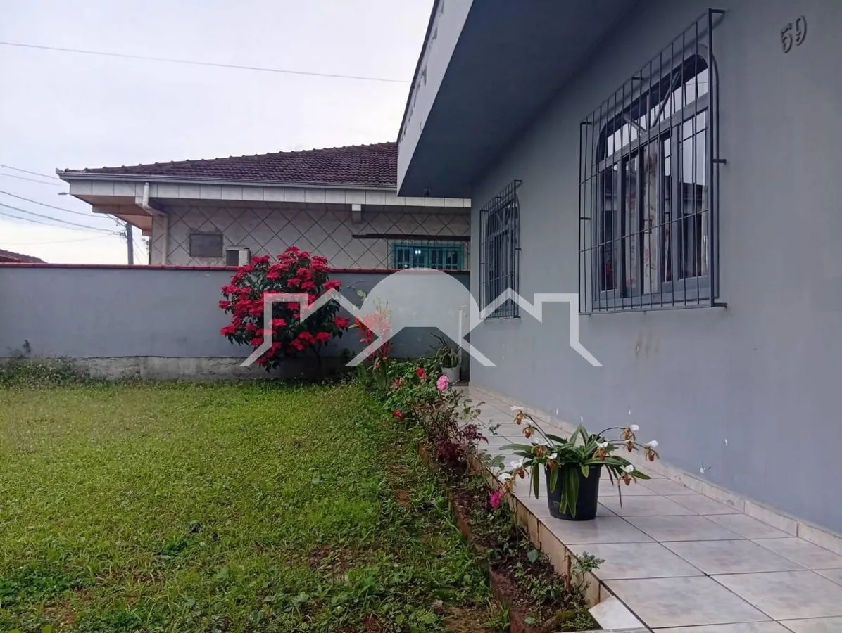 Casa à venda com 3 quartos, 3 vagas, 98m² no Adhemar Garcia, Joinville - foto 1