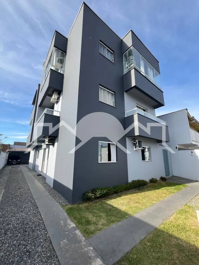 Apartamento à venda com 2 quartos, 1 vaga, 46m² no Espinheiros, Joinville - foto 1