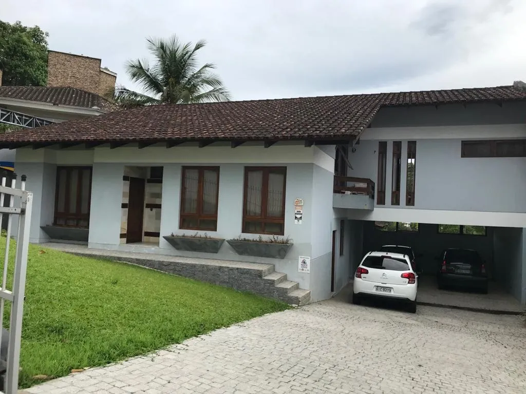 CASA no SAGUAÇÚ com 5 quartos para VENDA, 300 m - foto 1