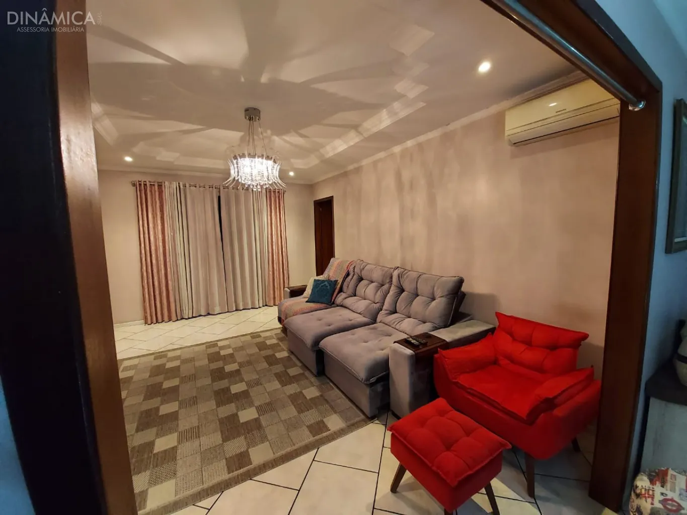 Ótima localização, próximo a Rivage, prédio comercial na 25 de Julho com aproximadamente 650 m, bairro Itoupava Norte Blumenau . - foto 1