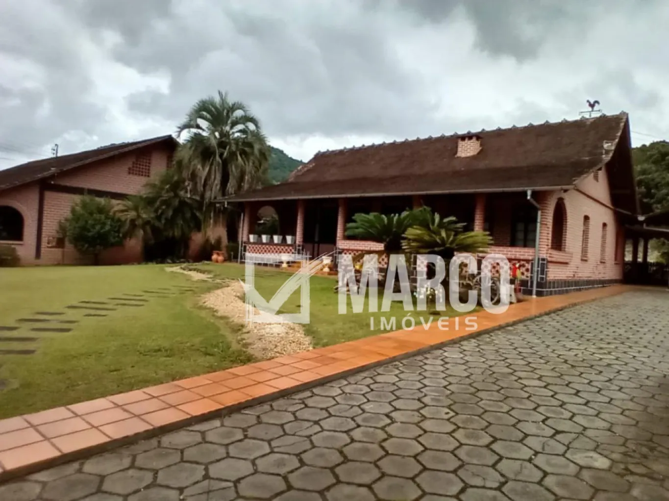 Espetacular propriedade com vocação comercial e turística — foto 3