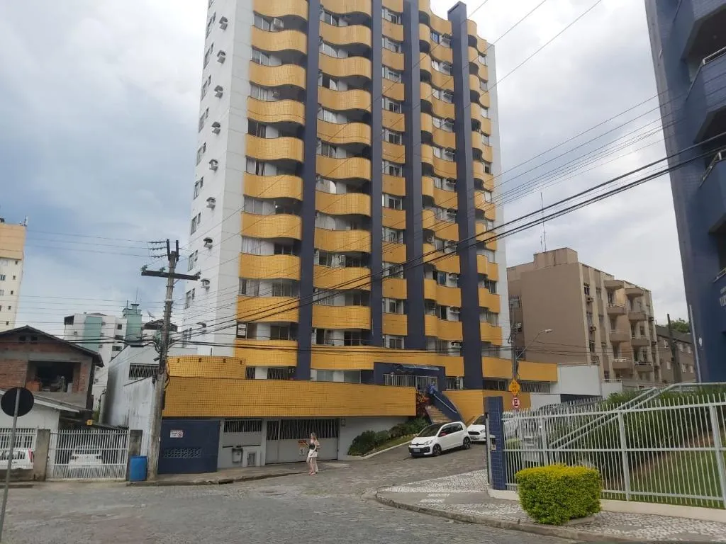 Apartamento com 1 dormitório para alugar, 40 m por R$ 1.750,00/mês - Vila Nova - Blumenau/SC - foto 1