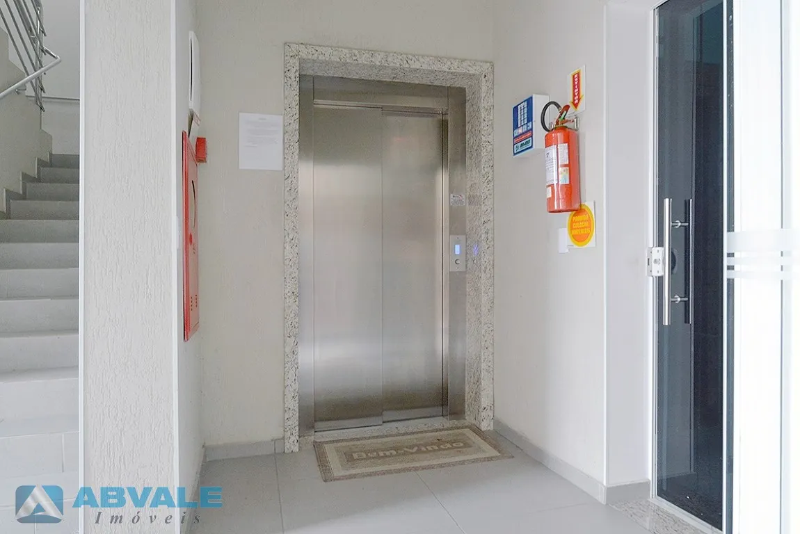 Sala Comercial para Alugar no Água Verde em Blumenau | Em Frente à Cooper | 38,79m | 1 Vaga | Prédio com Elevador — foto 2