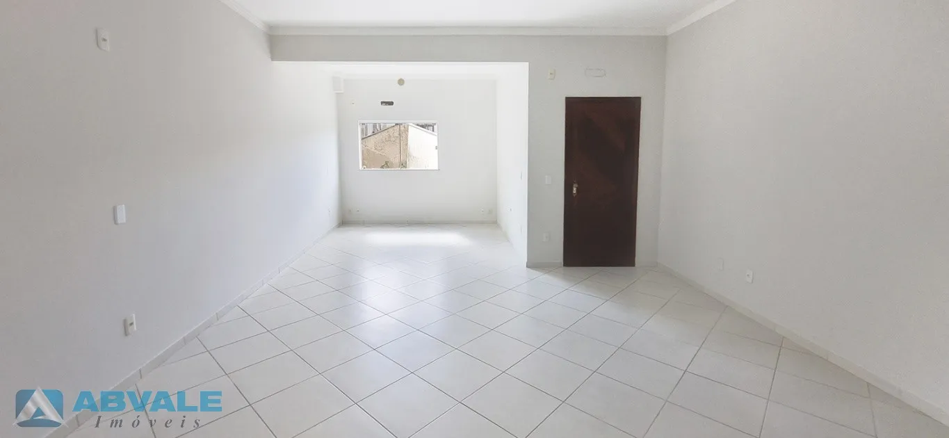 Sala Comercial para Alugar no Água Verde em Blumenau | Em Frente à Cooper | 38,79m | 1 Vaga | Prédio com Elevador — foto 4