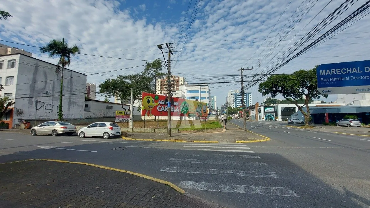 Terreno à venda no bairro América em Joinville, de R$ 10.596.000,00 por R$ 8.962.800,00 — foto 3