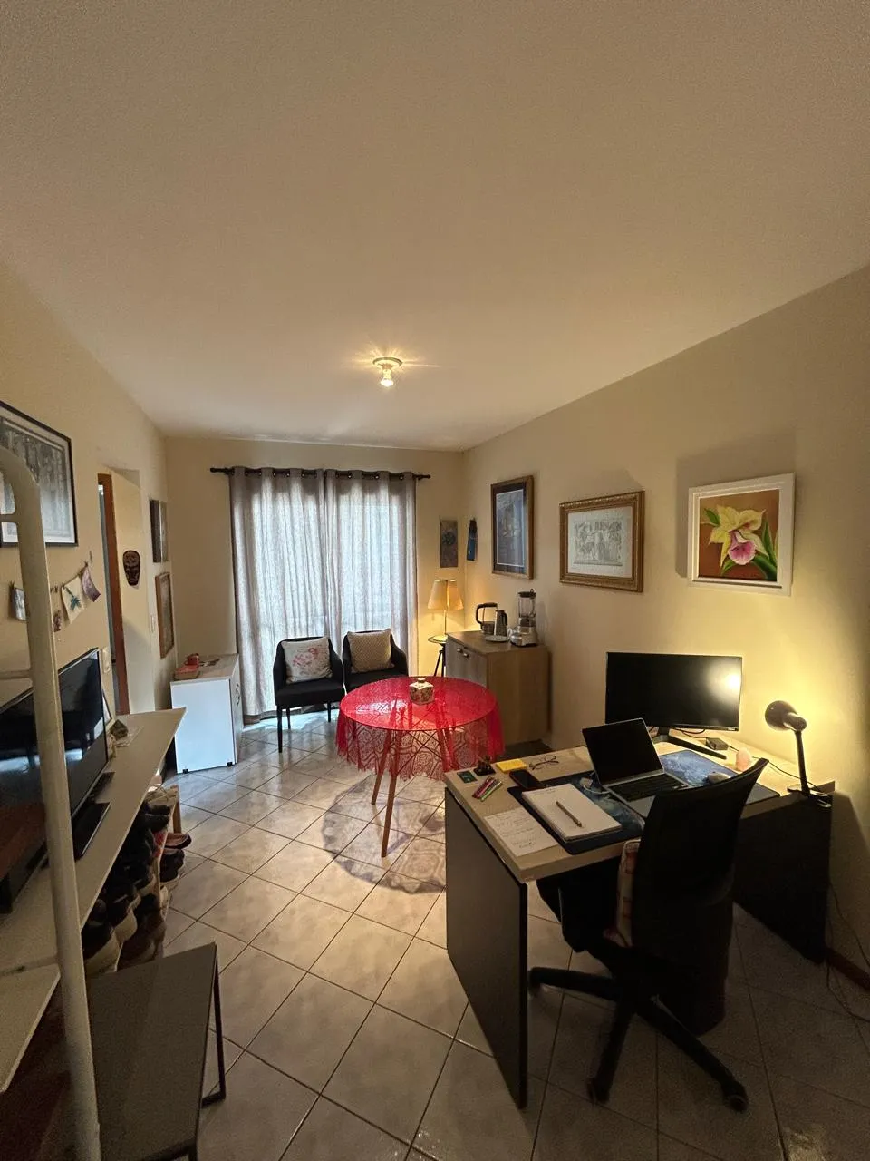 Apartamento à venda com 2 quartos, 1 vaga, 58m² na Rua Professora Otília Cruz no Jardim Atlântico, Florianópolis