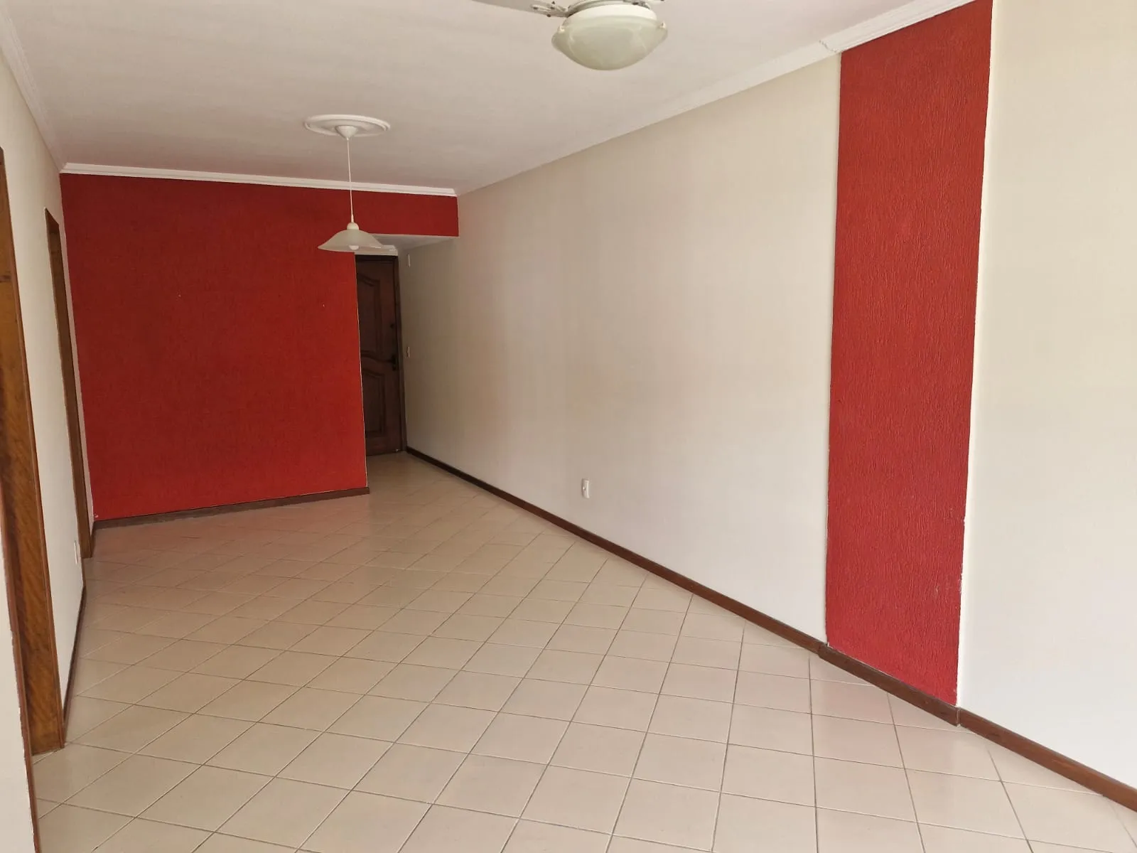 Apartamento à venda com 3 quartos, sendo 1 suíte, 1 vaga, 88m² na Rua Gerônimo Coelho no Nossa Senhora do Rosário, São José