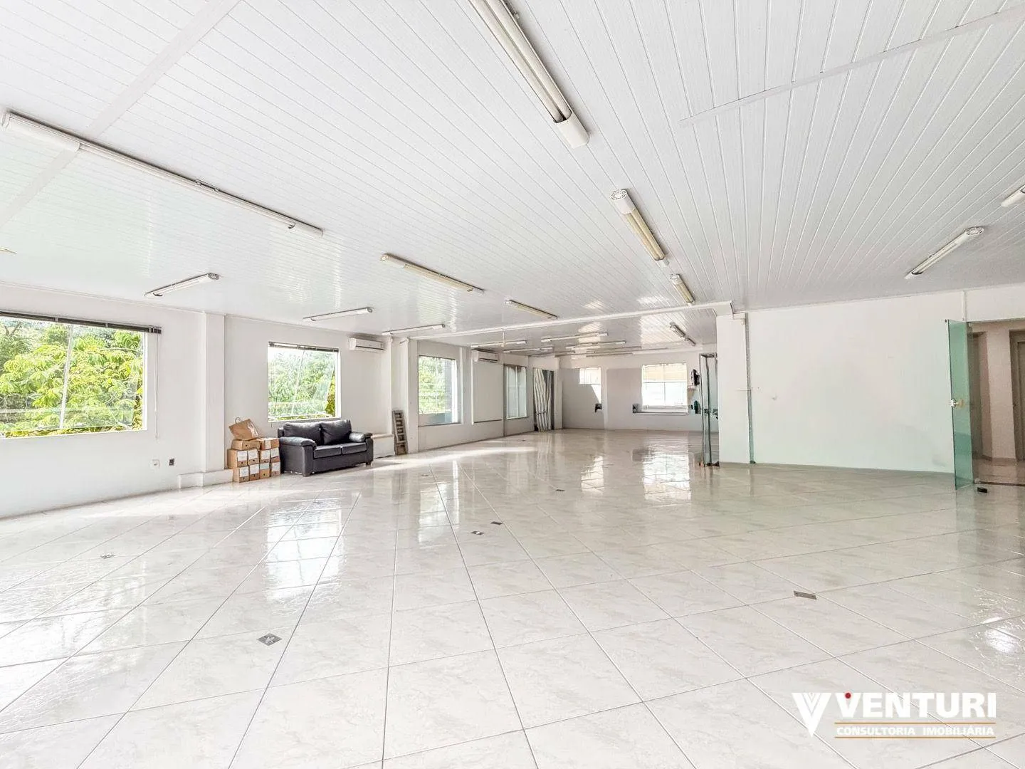 Sala à venda, 128 m por R$ 690.000,00 - Ponta Aguda - Blumenau/SC - foto 1