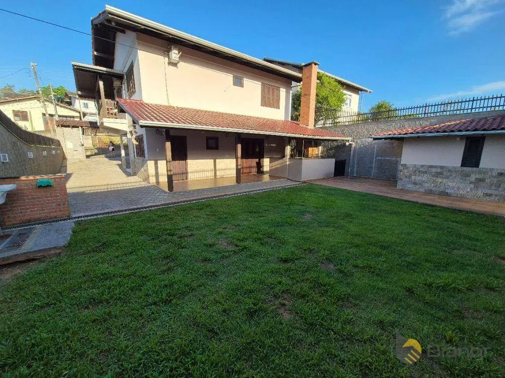 Casa com 4 dormitórios, 176 m - venda por R$ 1.150.000,00 ou aluguel por R$ 5.600,00/mês - Água Verde - Blumenau/SC — foto 4