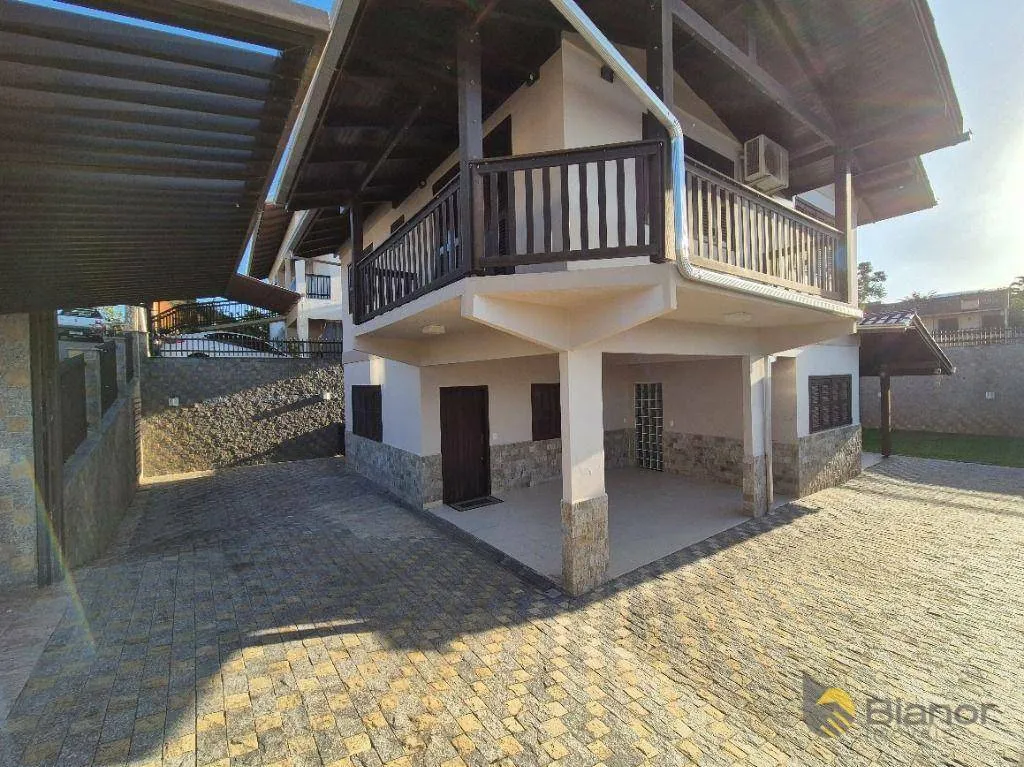 Casa com 4 dormitórios, 176 m - venda por R$ 1.150.000,00 ou aluguel por R$ 5.600,00/mês - Água Verde - Blumenau/SC — foto 3
