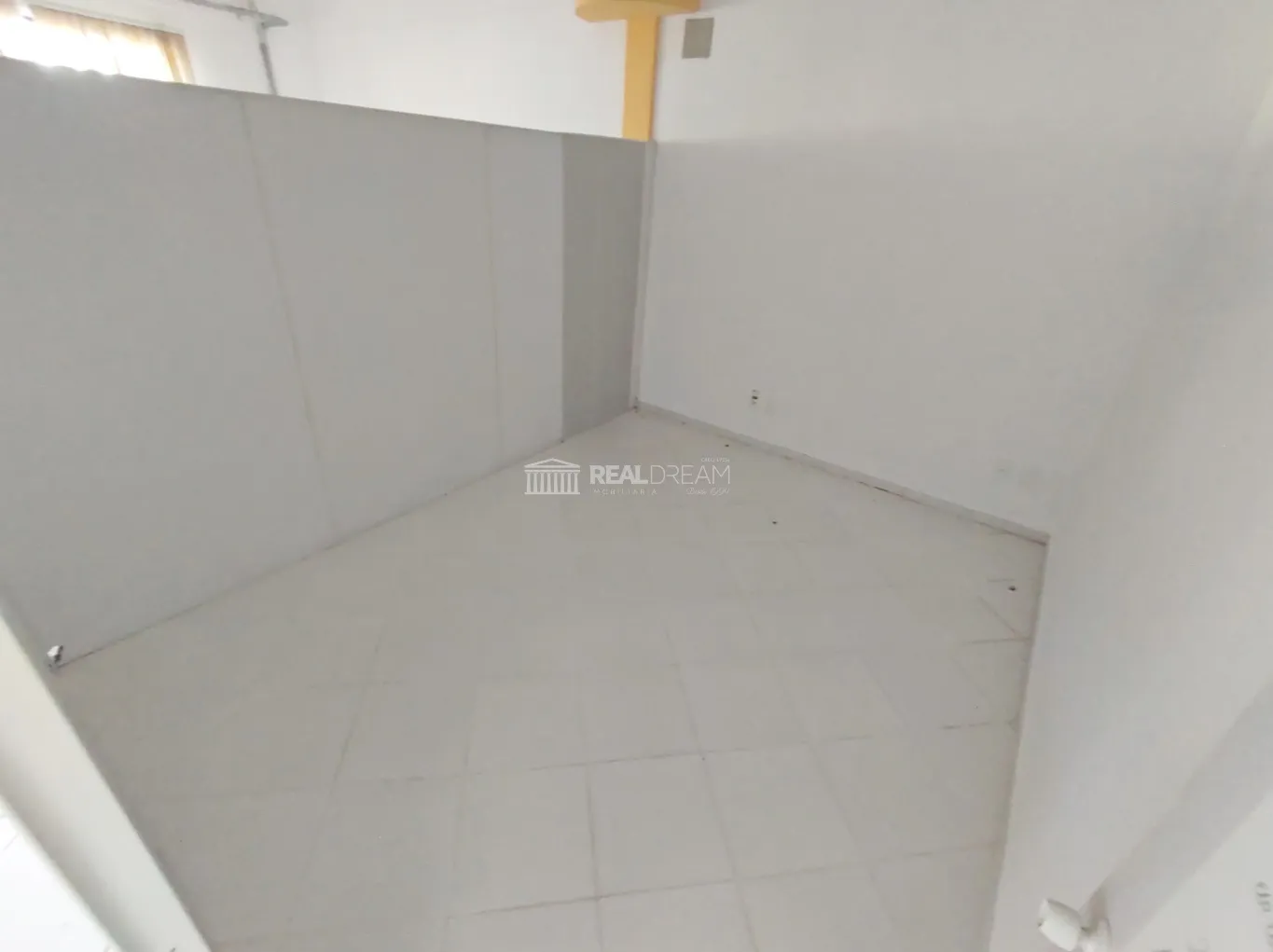 Prédio Comercial e residencial em corredor de serviço (CS2) no bairro Água Verde em Blumenau SC — foto 5