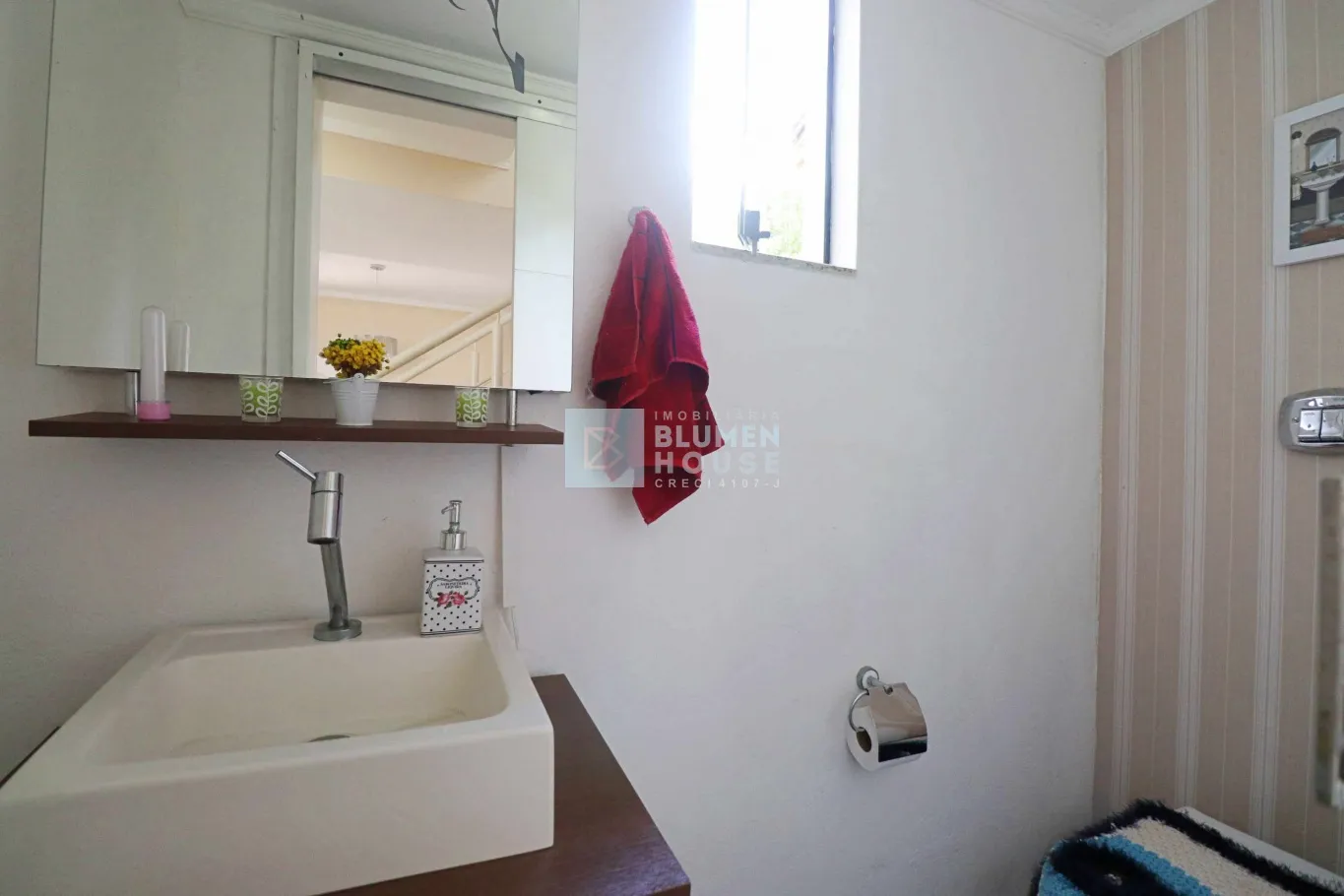 Duas casas no mesmo terreno no bairro Fortaleza! — foto 7