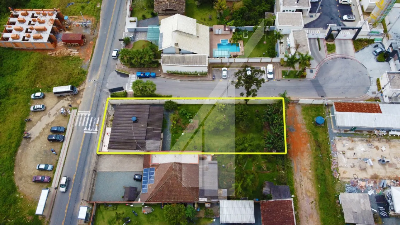 Buscando abrir seu proprio negocio, este terreno amplo e 140m de área construida é a ideal pra voce!!!! — foto 3