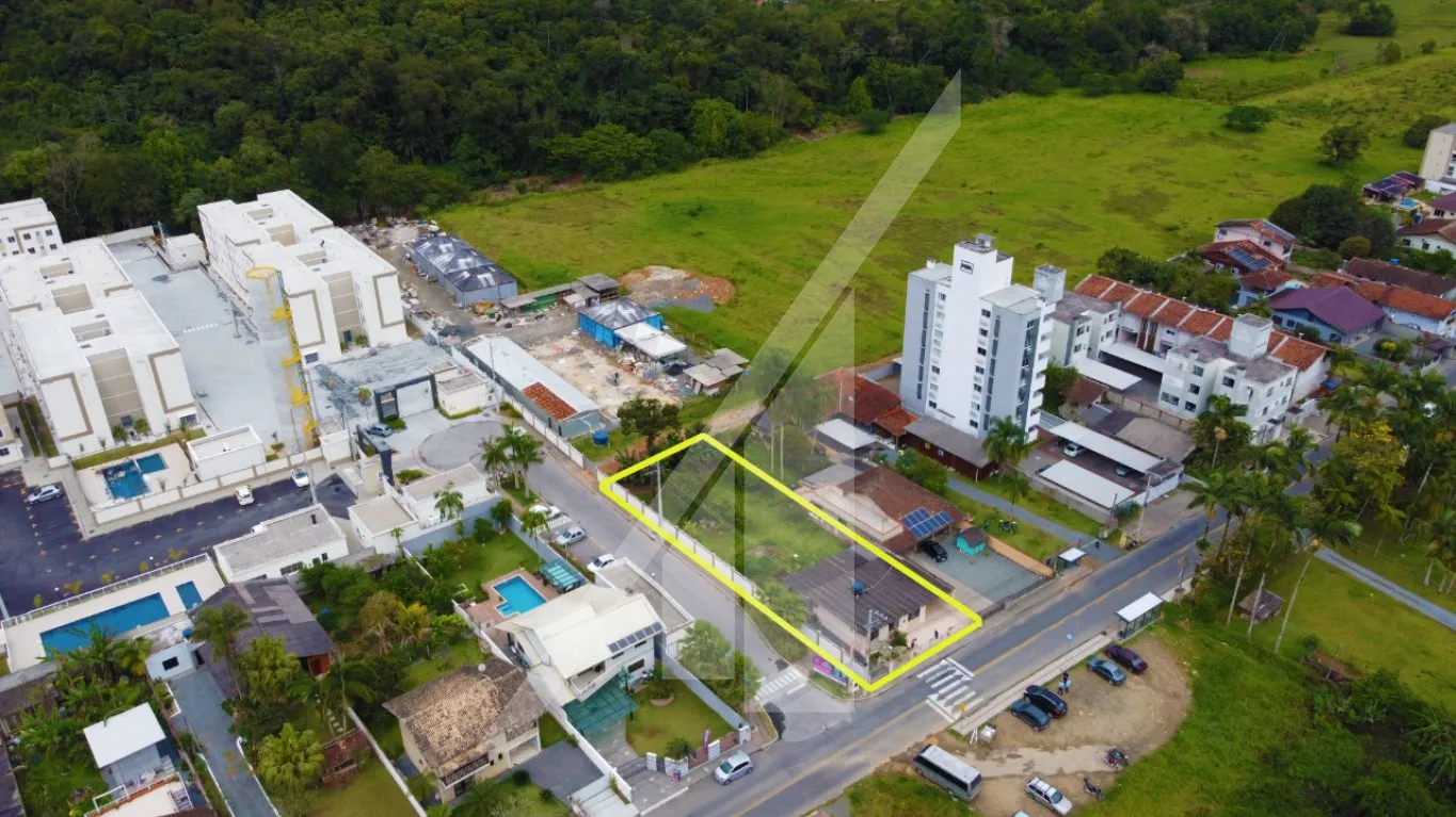 Buscando abrir seu proprio negocio, este terreno amplo e 140m de área construida é a ideal pra voce!!!! — foto 4