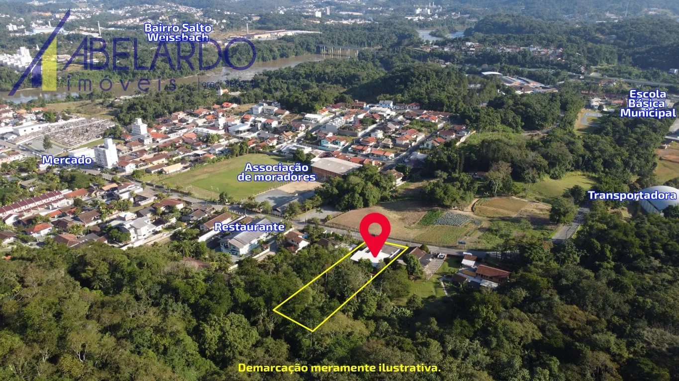 Precisa de um terreno para construir um galpão? Ou sua empresa? Também ótima opção para para construção de sobrados ou geminadas. Excelente terreno com ótimo potencial construtivo, apenas 500 metros da BR 470, no entorno de comércios e industrias. — foto 2