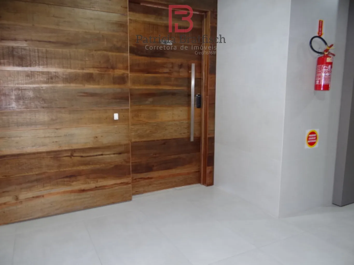 Cobertura com 03 suítes e duas vagas garagem. 1km da Vila Germânica - Blumenau SC. — foto 7