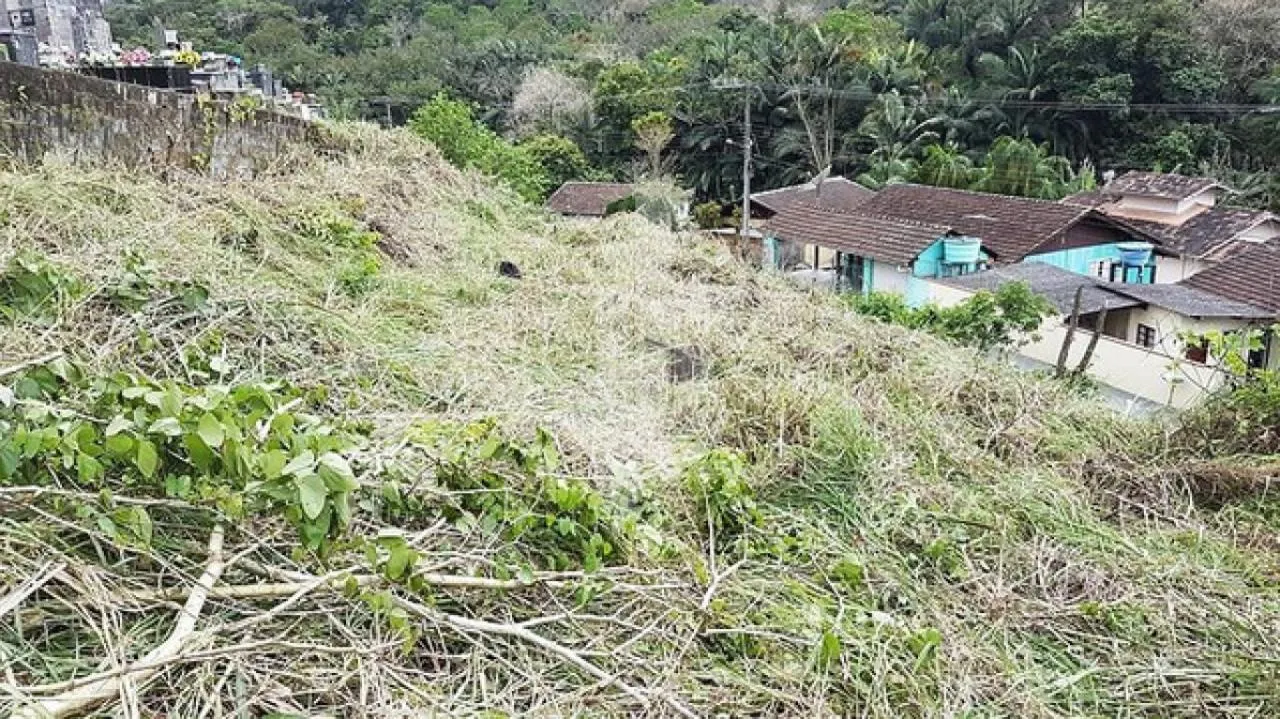 Terreno com 684m no bairro do Salto/Escola Agrícola — foto 2