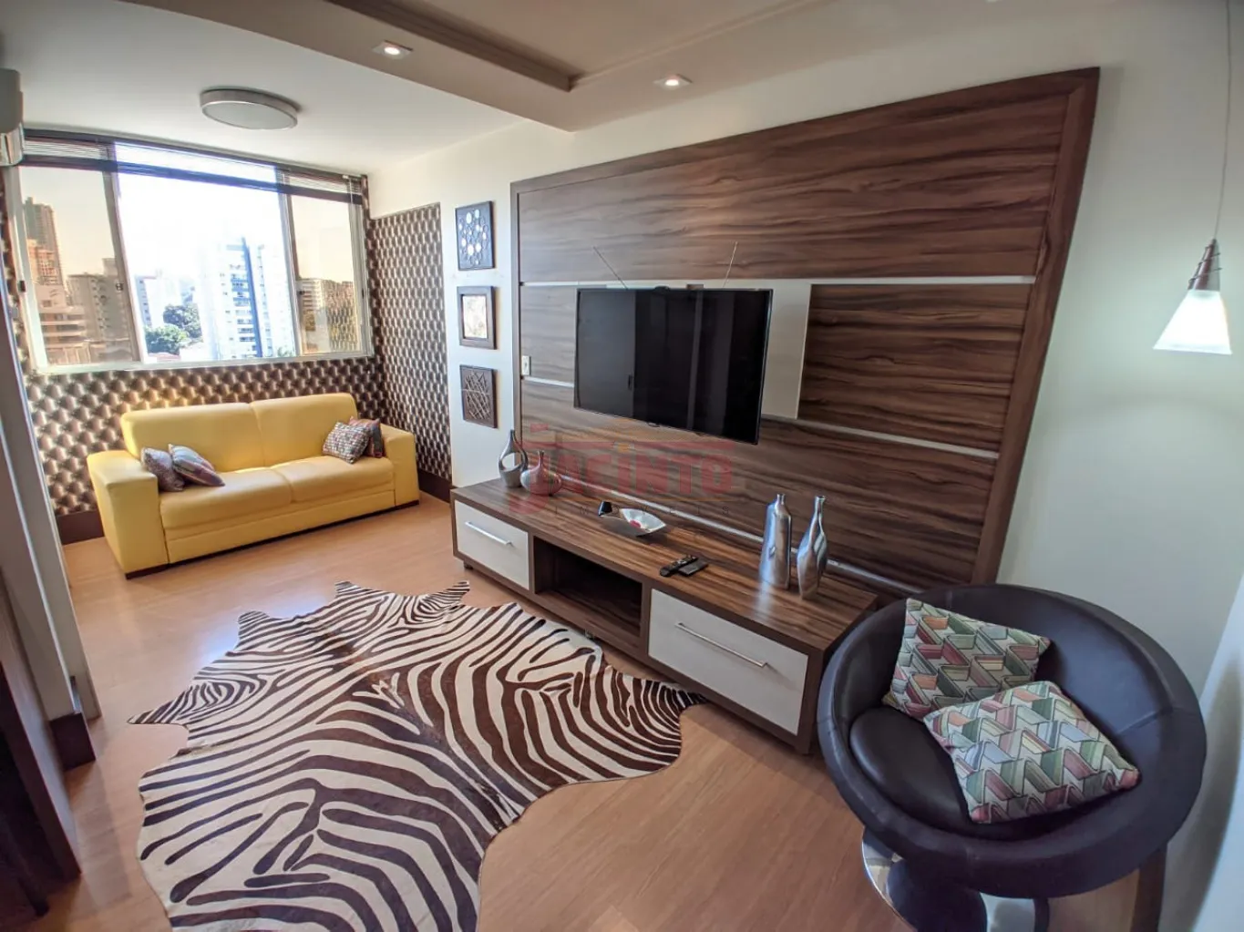 Loft no centro de Blumenau totalmente mobiliado, com um dormitório sendo suíte com closet e uma vaga de garagem. - foto 1