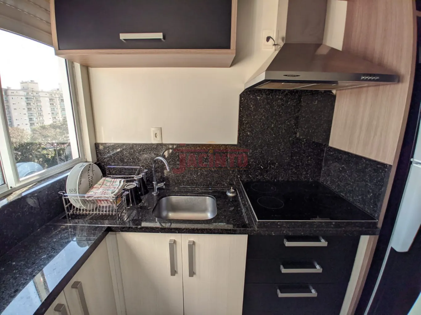 Loft no centro de Blumenau totalmente mobiliado, com um dormitório sendo suíte com closet e uma vaga de garagem. — foto 6
