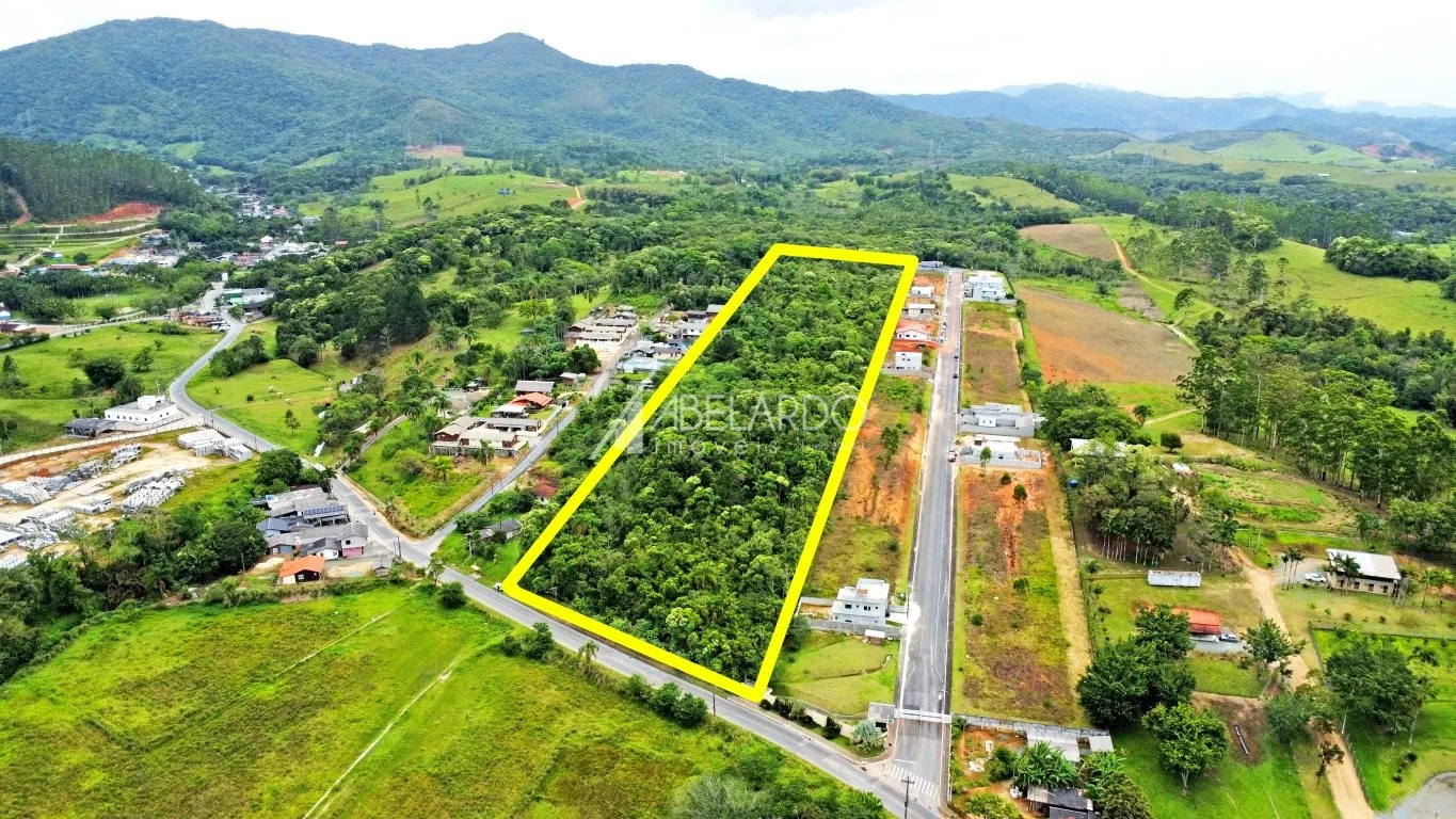TERRENO SEMIPLANO COM ÁREA DE 44.553M, FAZENDO FRENTE EM 70 METROS - IDEAL PARA CONSTRUIR CONDOMÍNIO FECHADO, GALPÕES OU LOTEAMENTO - CIDADE DE ITAJAÍ — foto 4