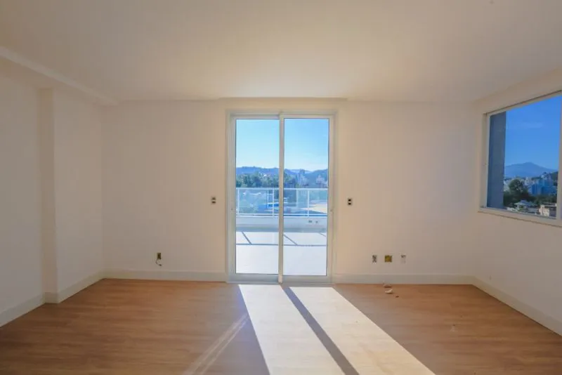 Apartamento a venda com 3 suítes e ambientes integrados no bairro Velha, em Blumenau — foto 2