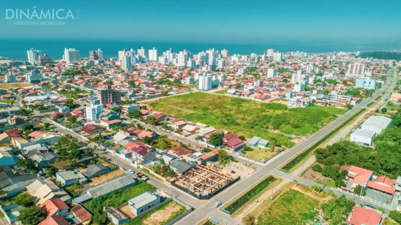 Maravilha de empreendimento em Navegantes - Gravatá, apartamentos de 02 dormitórios(01 suíte) e 03 dormitórios (01 suíte) - foto 1