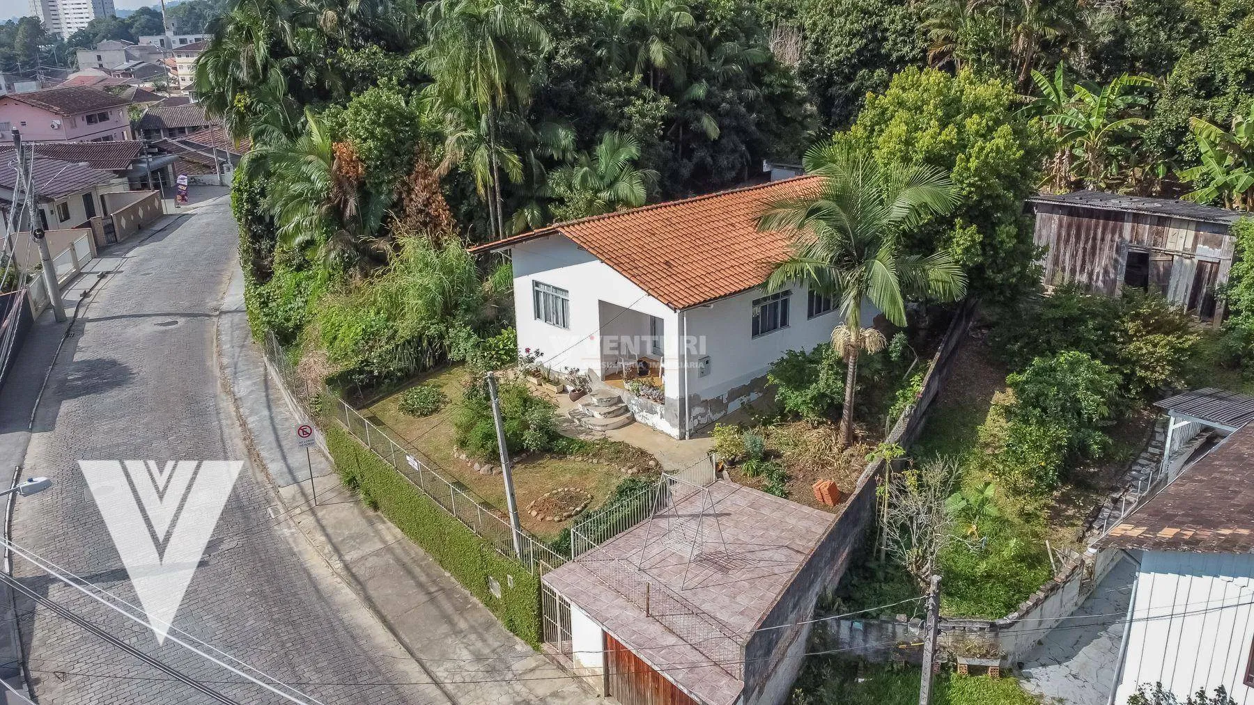 Terreno à venda, 2327 m por R$ 1.450.000,00 - Velha Central - Blumenau/SC - foto 1