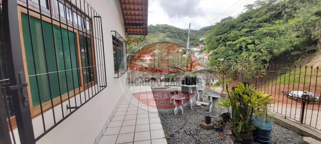 Excelente casa de alvenaria averbada e escriturada, localizada no bairro da Glória — foto 2