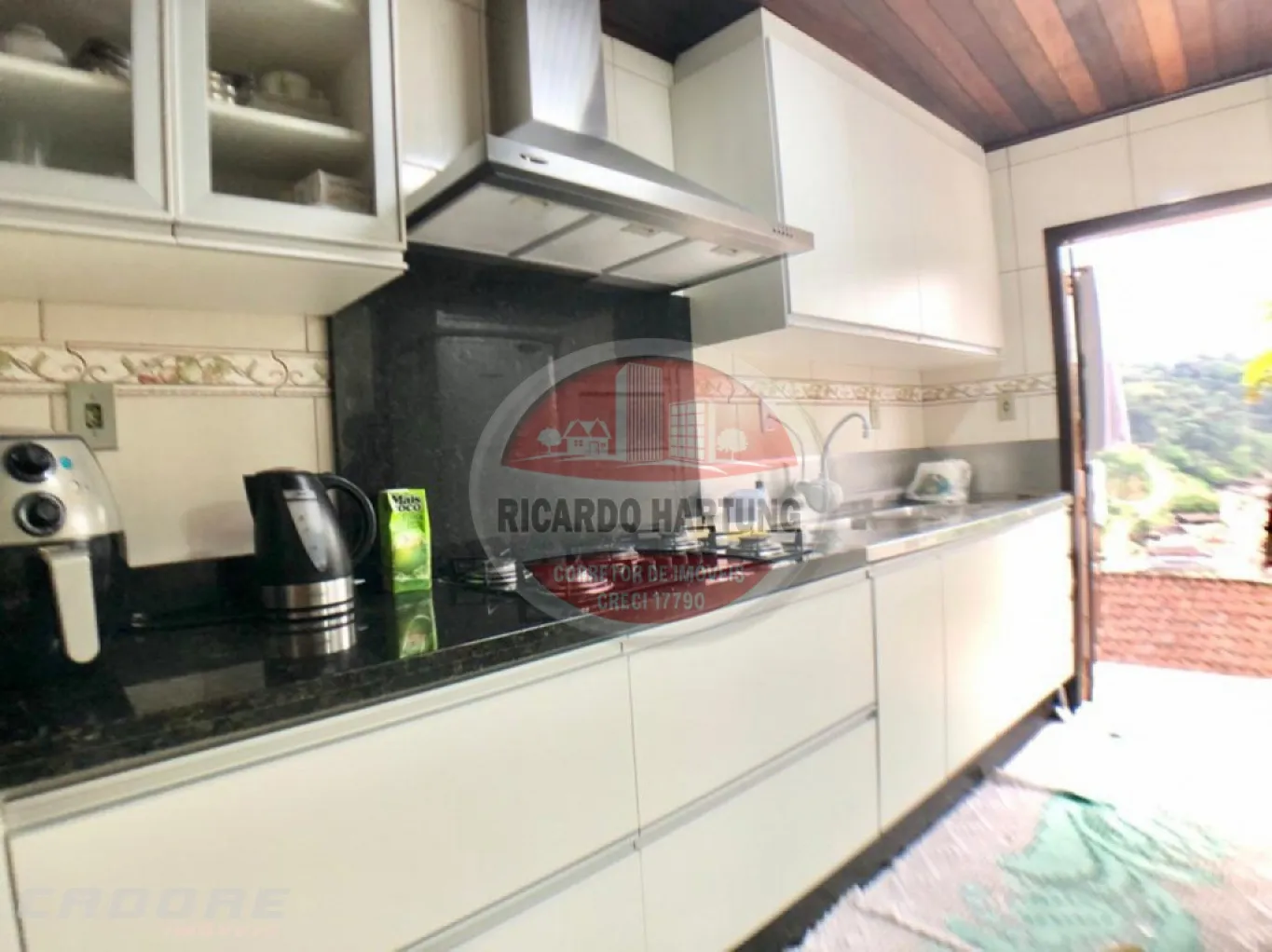 Excelente casa de alvenaria averbada e escriturada, localizada no bairro da Glória — foto 4