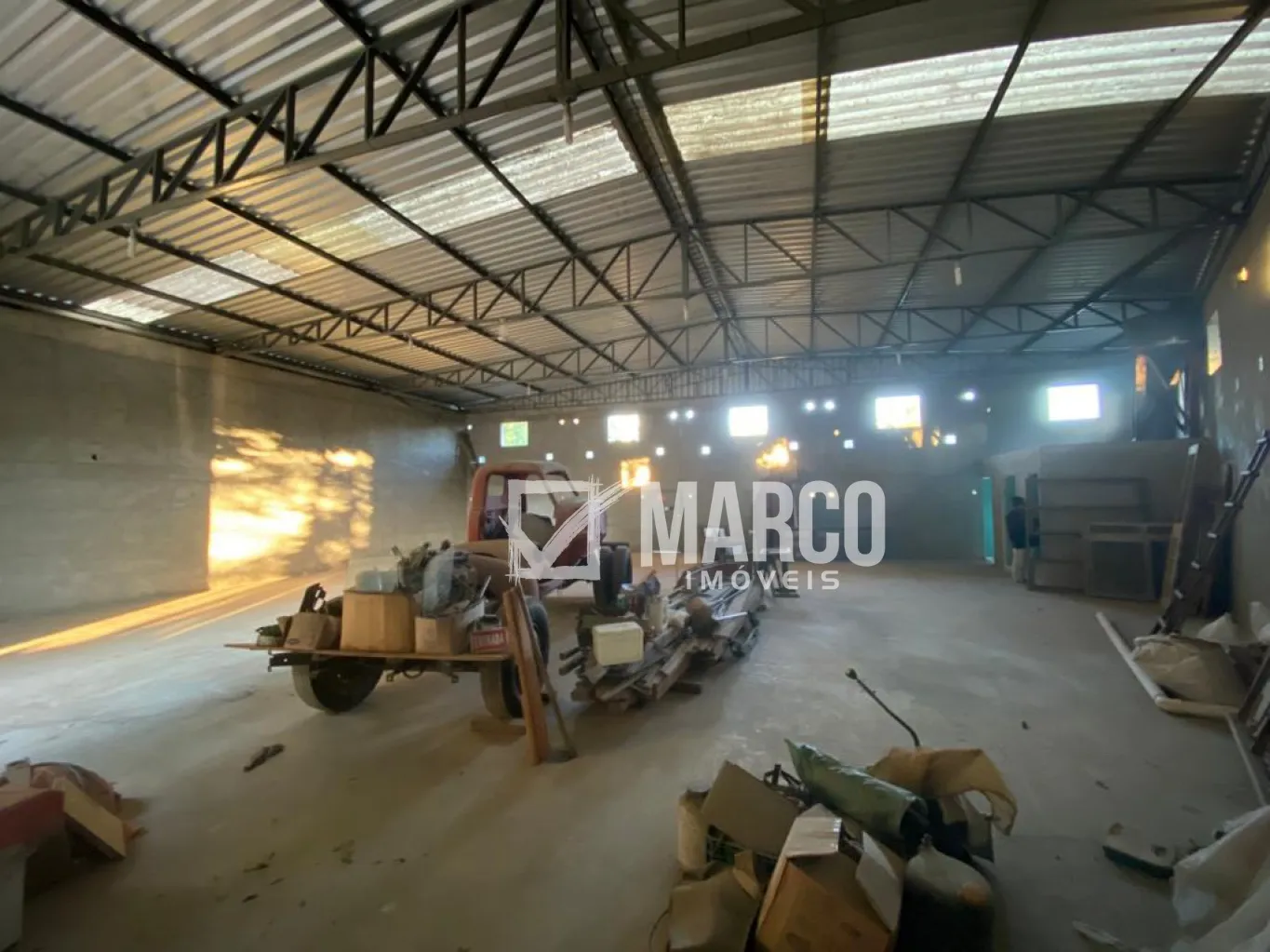 Galpão + Residência em Testo Salto — foto 7