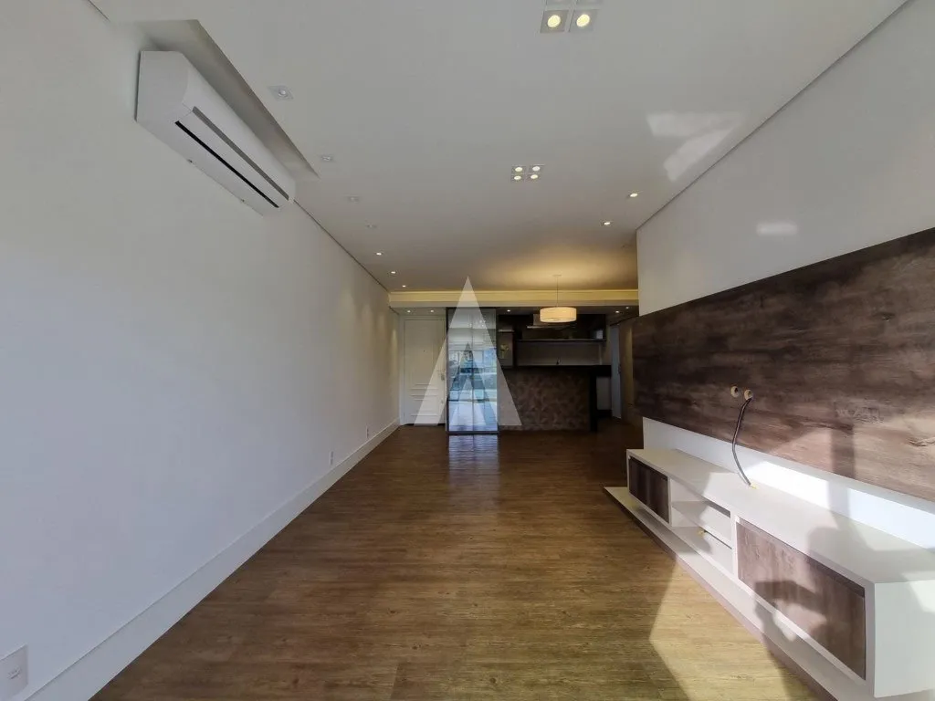 Apartamento com 1 suíte e mais 2 quartos à venda no bairro Atiradores em JOINVILLE, por R$ 820.000.00. — foto 4