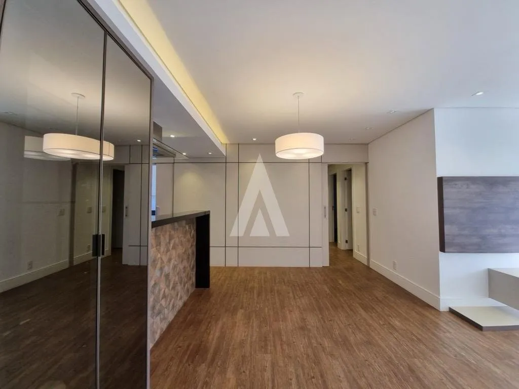 Apartamento com 1 suíte e mais 2 quartos à venda no bairro Atiradores em JOINVILLE, por R$ 820.000.00. — foto 2