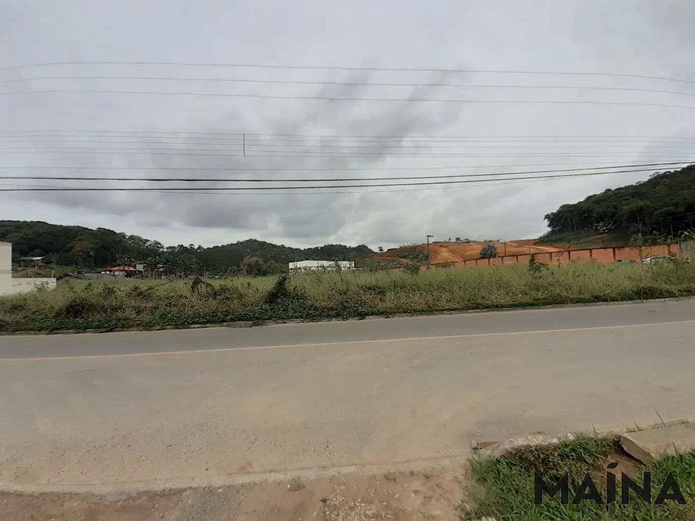 EXCELENTE TERRENO PARA INVESTIMENTO, CONSTRUÇÃO EMPRESAS OU MORADIAS ! — foto 3
