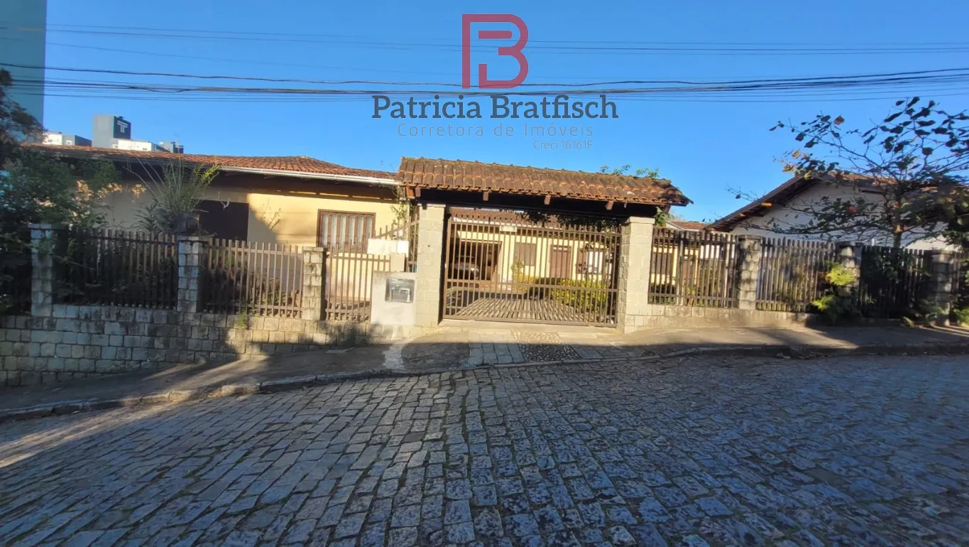 Casa residencial / comercial nas proximidades da Millium - Escola Agrícola. Duas casas no terreno — foto 2