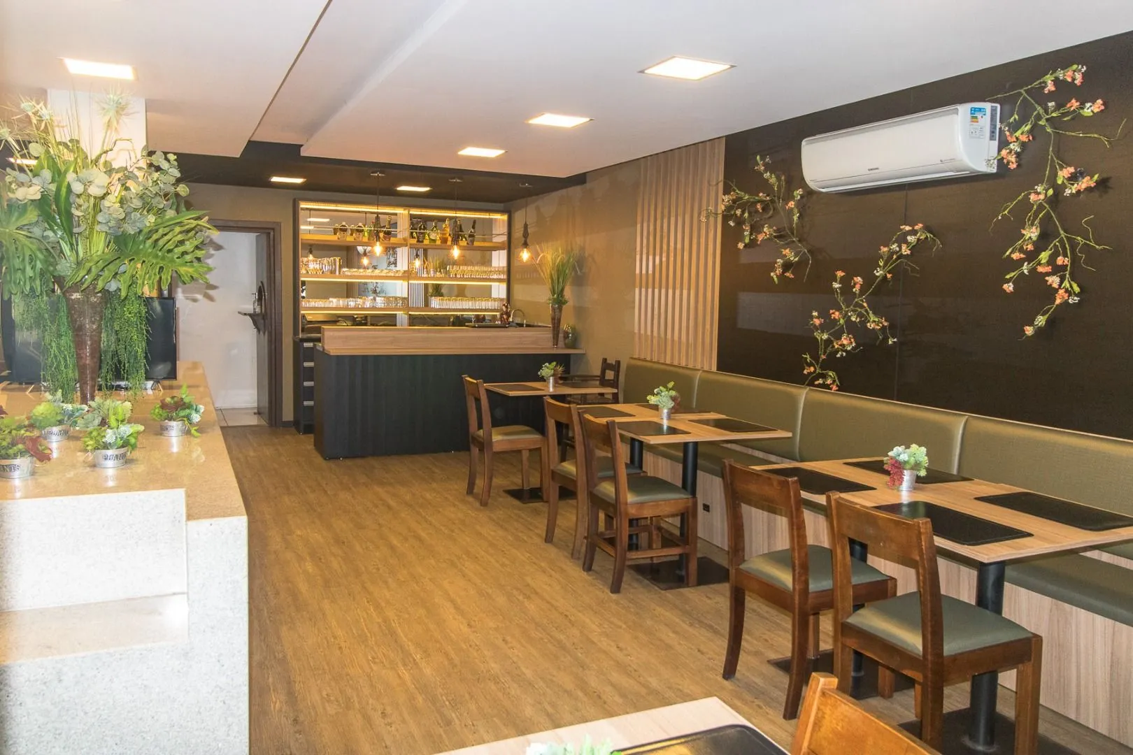 Hotel com 25 dormitórios à venda, 999 m por R$ 5.500.000,00 - Itoupava Central - Blumenau/SC - foto 1