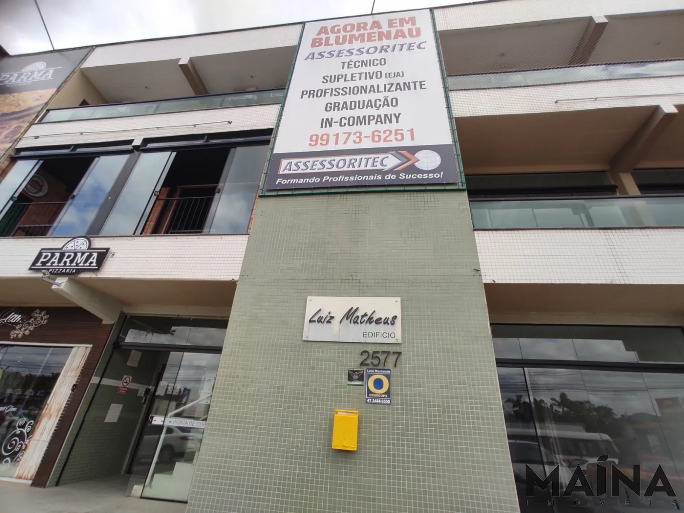 EXCELENTE SALA COMERCIAL COM UMA BOA LOCALIZAÇÃO! - foto 1